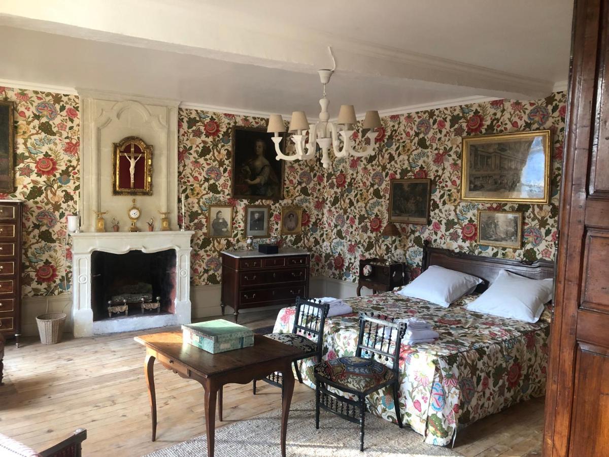 Chambres D'Hotes Le Clos De Bonneval Saint-Jean-de-Thouars Bagian luar foto