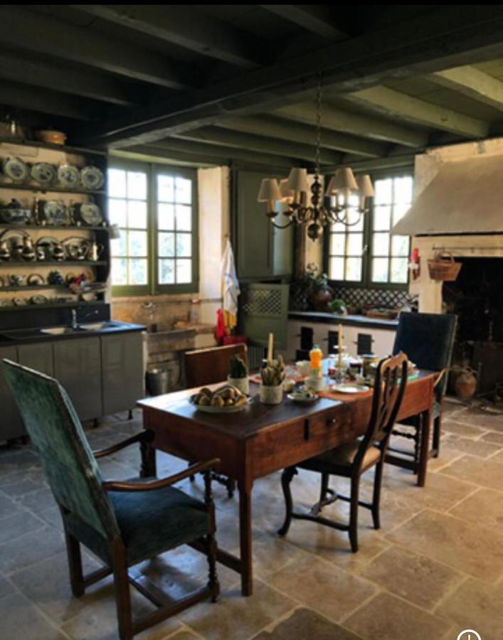 Chambres D'Hotes Le Clos De Bonneval Saint-Jean-de-Thouars Bagian luar foto